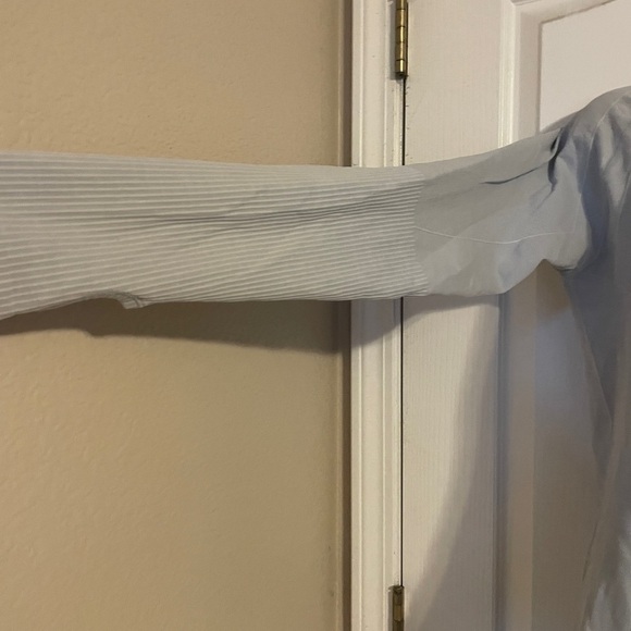 Saucony Light Gray Long Sleeve 1/4 Zip Top With Thumb Holes Size‎ Large - Picture 3 of 7